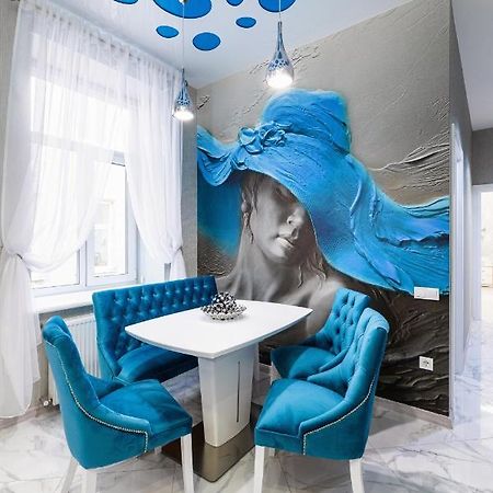 Rynok Square City Center Two Bedroom Apartment! Lviv Luaran gambar