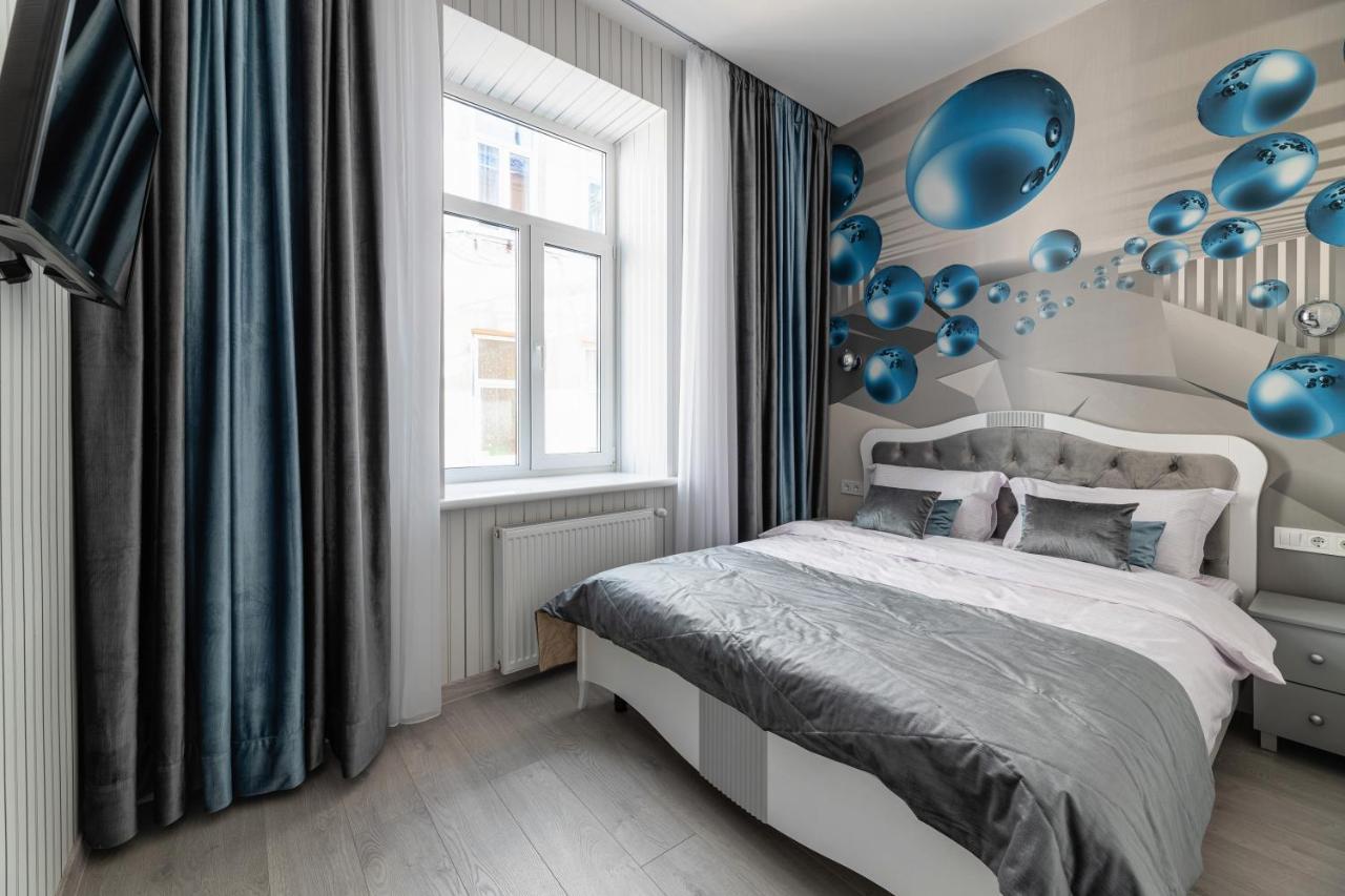 Rynok Square City Center Two Bedroom Apartment! Lviv Luaran gambar