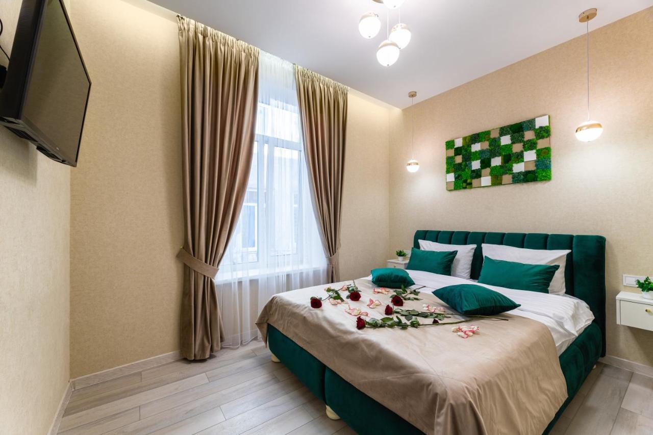 Rynok Square City Center Two Bedroom Apartment! Lviv Luaran gambar