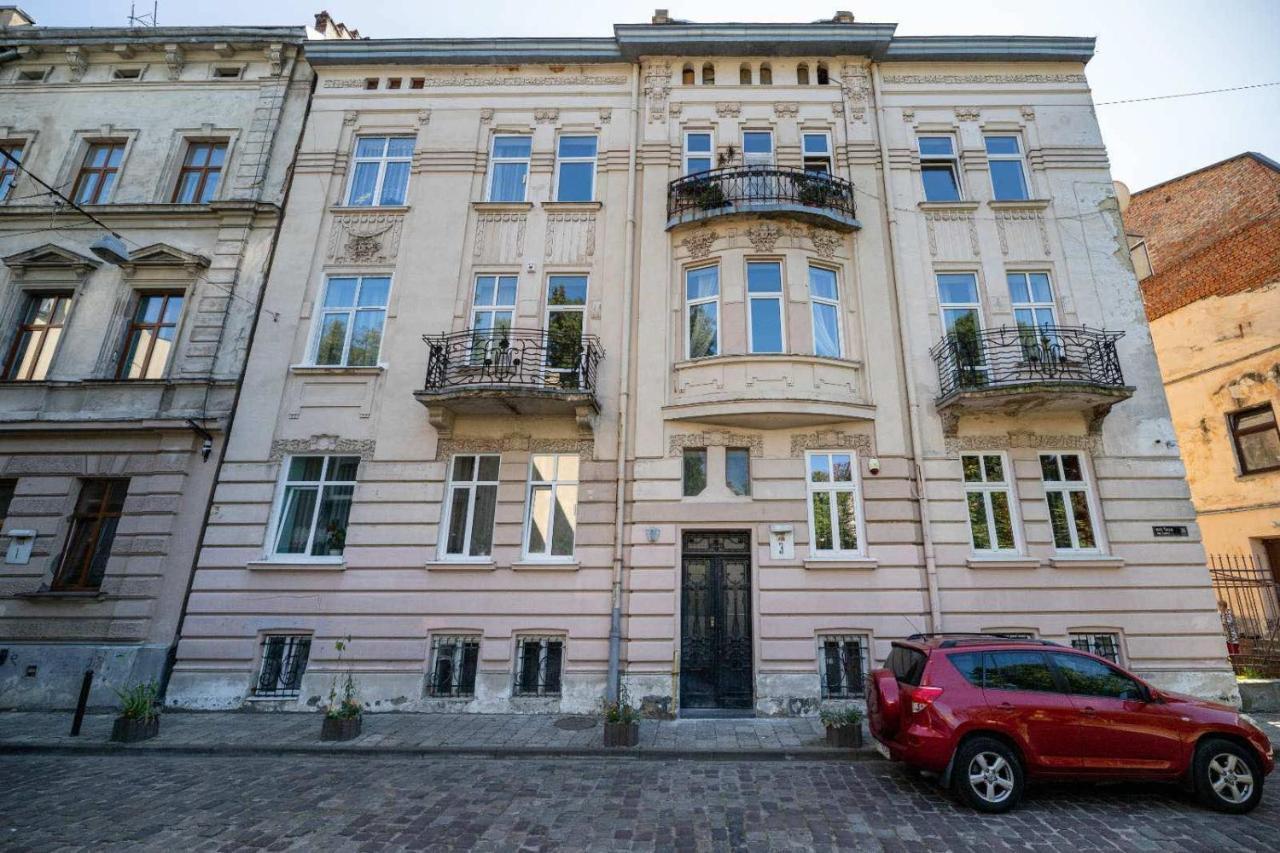 Rynok Square City Center Two Bedroom Apartment! Lviv Luaran gambar
