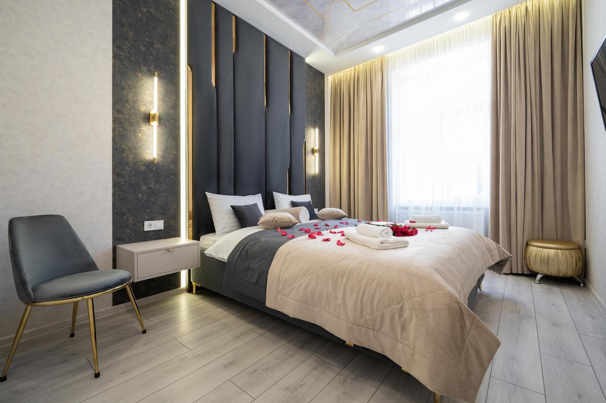 Rynok Square City Center Two Bedroom Apartment! Lviv Luaran gambar